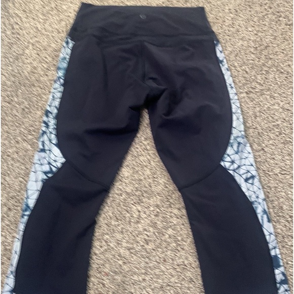 Lululemon 7/8 leggings size 4 black gym workout - Picture 4 of 9